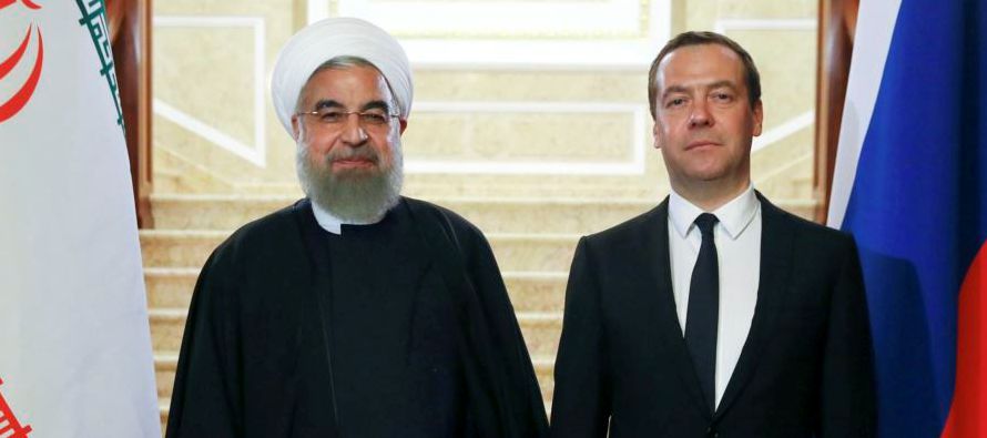 Los presidentes de Rusia, Vladímir Putin, y de Irán, Hasan Rohaní, reforzaron...