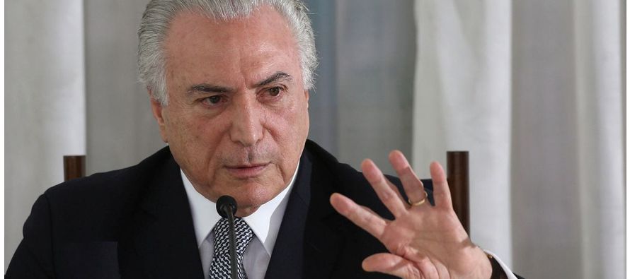 El presidente brasileño, Michel Temer, obtuvo hoy más tiempo en la justicia gracias a...