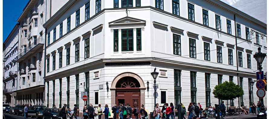 La Universidad Centroeuropea (CEU), fundada en Budapest por el magnate estadounidense de origen...