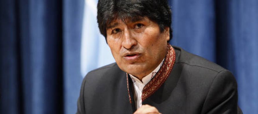 El presidente de Bolivia, Evo Morales, responsabilizó hoy al secretario general de la...
