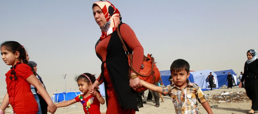 Al menos 281.630 personas han abandonado sus hogares en el oeste de la ciudad iraquí de...