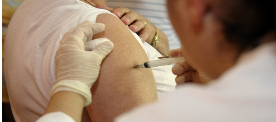 La campaña de vacunación del año pasado se propuso la inmunización de...