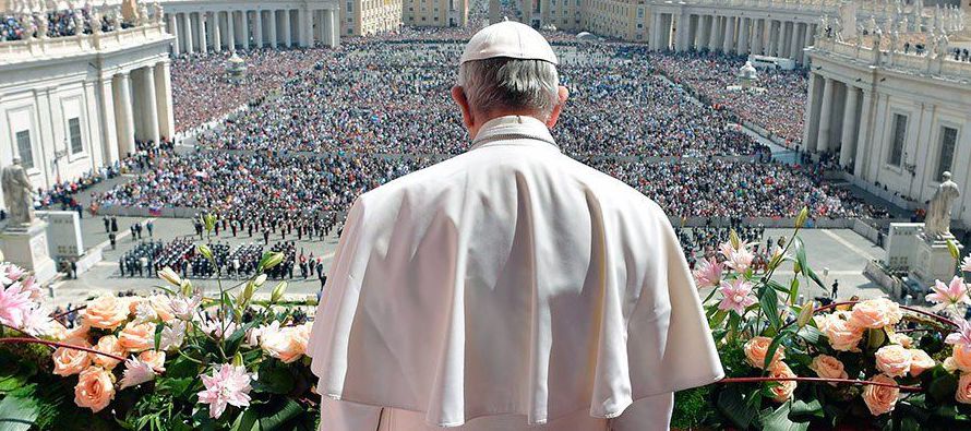 El pontífice también pidió a los fieles 