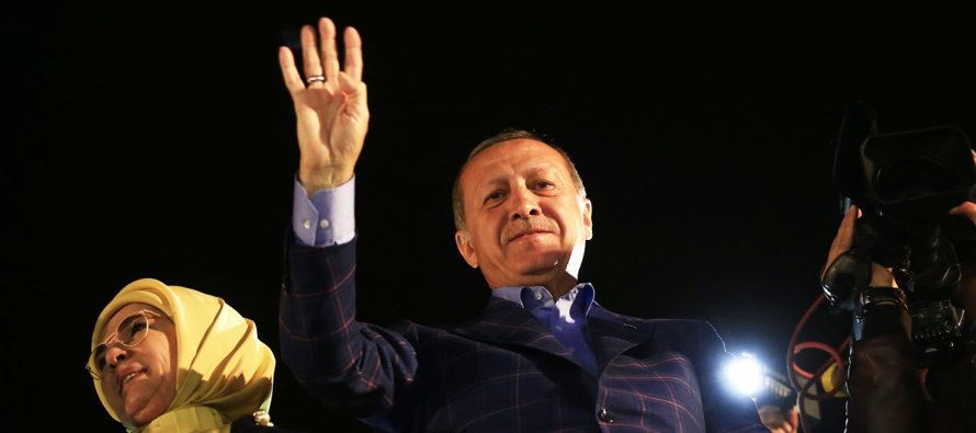 Conociendo la personalidad de Erdogan, agobiado por su inestabilidad, arrogancia y juego a varias...