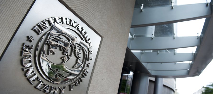 El FMI ha criticado particularmente los planes de Trump para acortar el déficit comercial de...