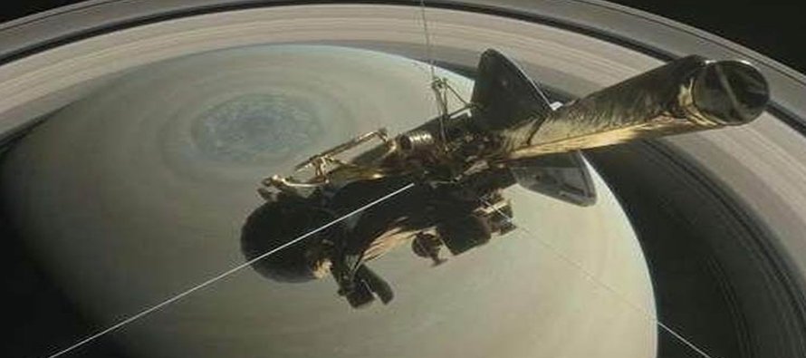 Cassini seguirá con el plan de 22 inmersiones previstas, mientras que los científicos...