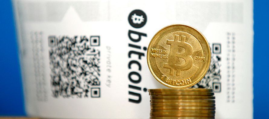 Según el Índice del Precio del Bitcóin, en determinado momento el valor de la...