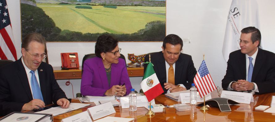 Representantes del Gobierno y el sector privado de México están en negociaciones con...