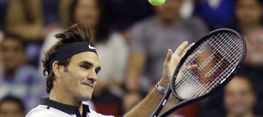 El anuncio de Federer se da horas después de que Rafael Nadal ganara en Madrid su tercer...