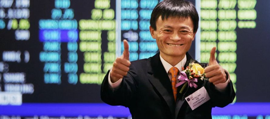 Alibaba Group Holding Ltd reportó el jueves ingresos del cuarto trimestre que superaron las...
