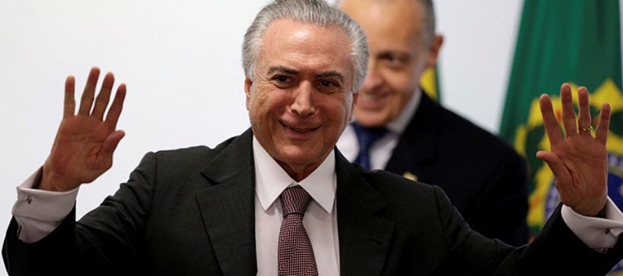 El presidente de Brasil, Michel Temer, recibió unos 15 millones de reales (4,6 millones de...
