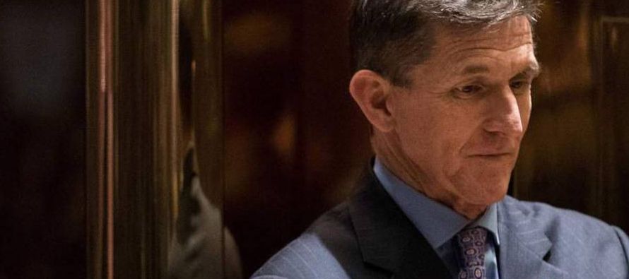 A Flynn no se le cuestiona solo por haber ocultado datos sobre sus conversaciones con el embajador...