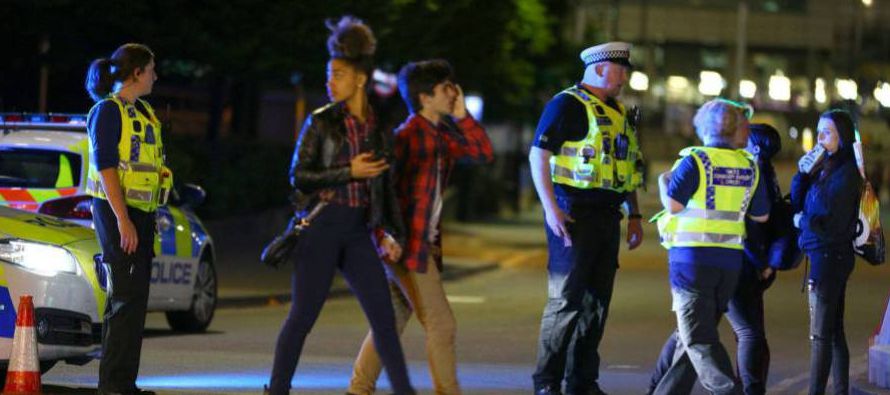 La explosión se ha producido a las 22.33 (hora local) en el exterior del Manchester Arena...