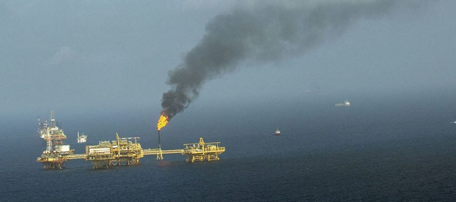 Moreira agregó que el 53 por ciento de todos los recursos petroleros de la nación...