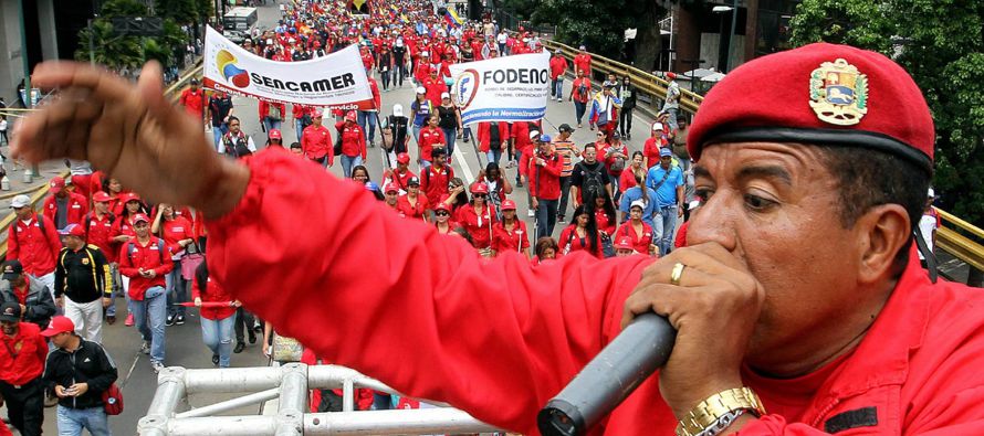 Nicolás Maduro sigue avanzando en su huida hacia ninguna parte. En lugar de convocar...