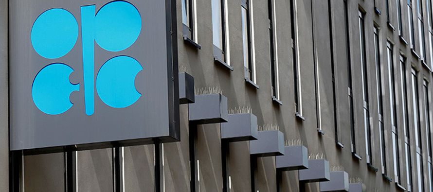 Este 25 de mayo los países miembros de la OPEP han acordado prorrogar los recortes en la...