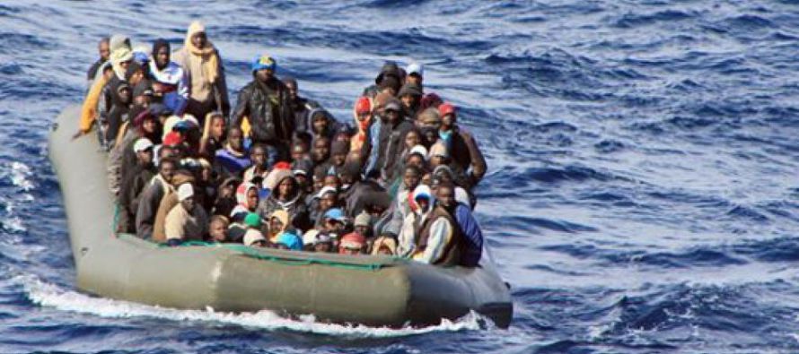 La cifra de muertos entre quienes cruzan el Mediterráneo ha alcanzado los 1,700 en lo que va...