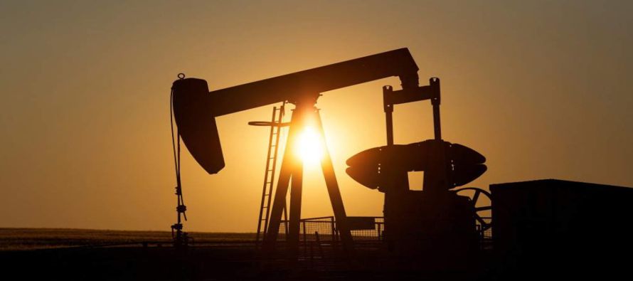 Arabia Saudita, el mayor integrante de la OPEP, anunció hoy que limitará en junio sus...
