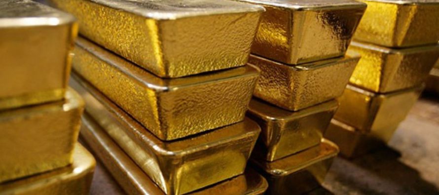 Los precios del oro subían el miércoles tras caer a cerca de un mínimo de dos...