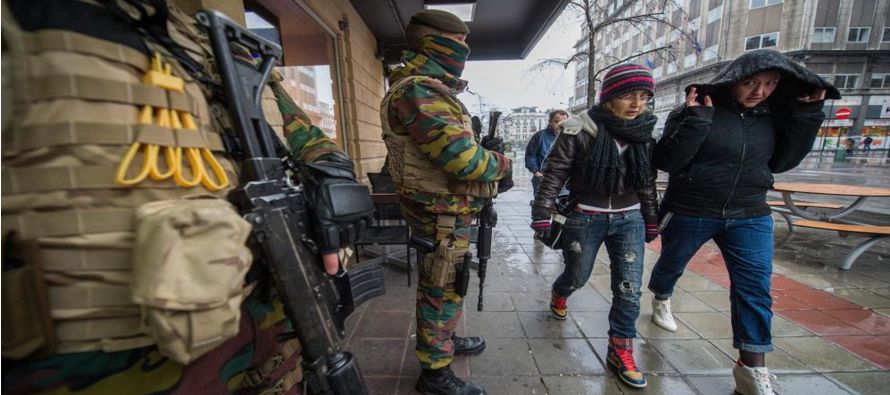 Bruselas, que alberga las sedes de la OTAN y la Unión Europea, ha estado en alerta...