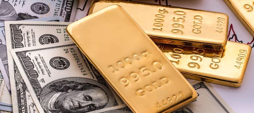 Los futuros del oro para agosto en Estados Unidos perdieron un 0,8 por ciento, a 1.246,40 unidades,...