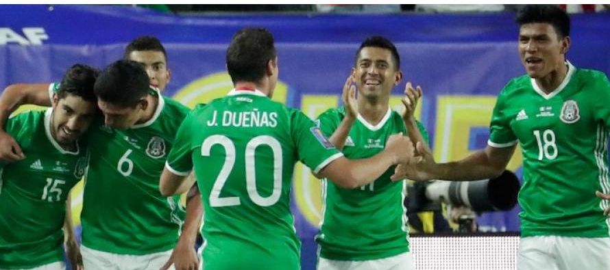 El "Tri" venció a los hondureños con gol de Rodolfo Pizarro, que a los tres...