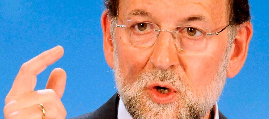 Rajoy, que preside el Partido Popular desde 2004 y fue secretario general en 2003, negó...