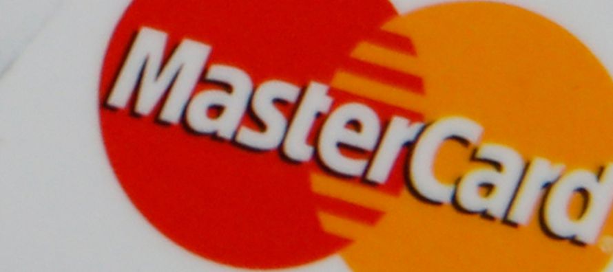 Mastercard también se benefició por los gastos de los consumidores fuera de Estados...