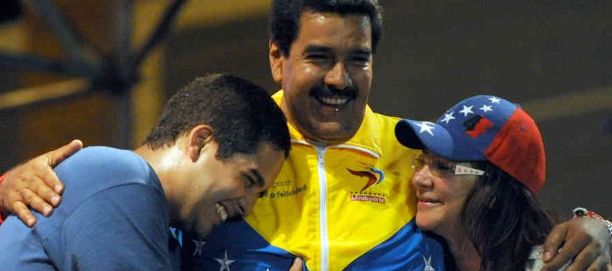 La candidata de 60 años, política y abogada, es la esposa del presidente Maduro....