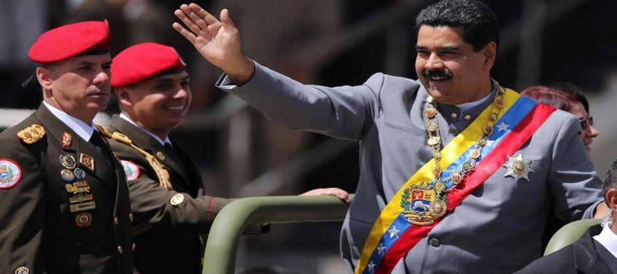 La fractura venezolana se agiganta. Las elecciones del domingo fueron sanguinarias. Costaron doce...