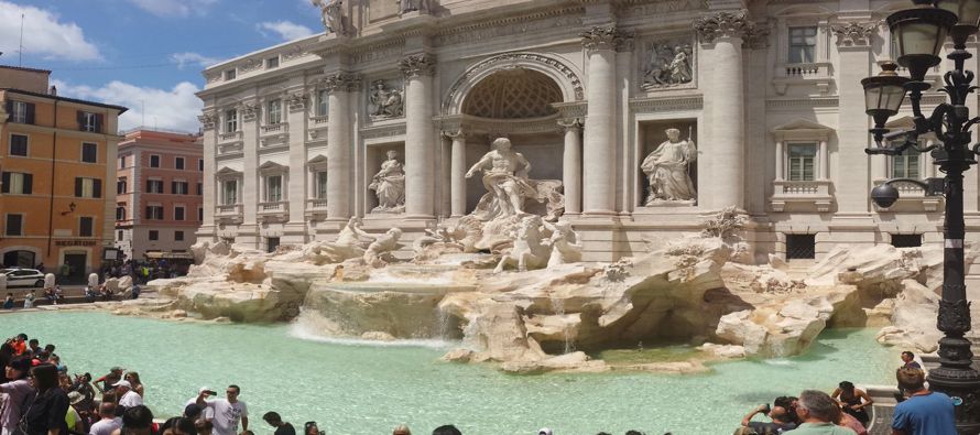 Roma está considerando limitar el número de visitantes en partes de la llamada Ciudad...