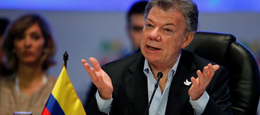 Juan Manuel Santos indicó que el Gobierno de Venezuela "está instaurando una...