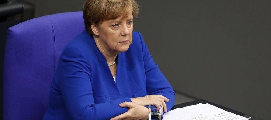 La canciller alemana, Angela Merkel, dijo el viernes que no cree en una solución militar...