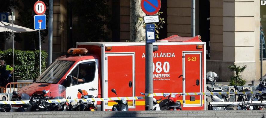 Los ataques de Barcelona y Cambrils están relacionados, según la policía, con...
