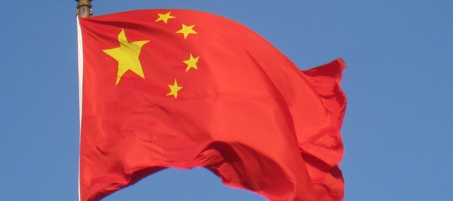 China expresó el lunes su "fuerte insatisfacción" con la decisión de...