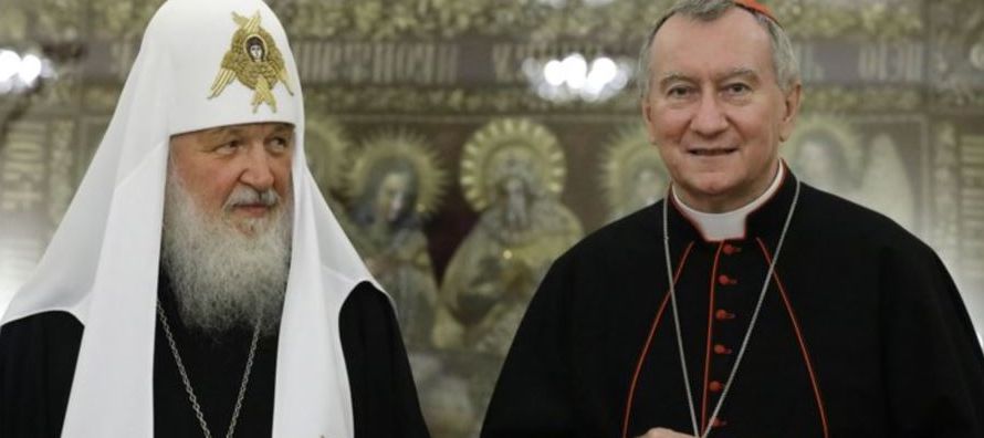 Por otra parte, el cardenal Parolin se reunió anteriormente también con el ministro...