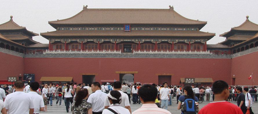 China presta importancia al turismo, que ha contribuido a más del diez por ciento de su...