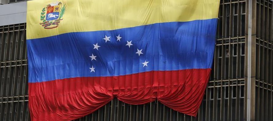 Dirigentes de la oposición política venezolana responsabilizaron el lunes al Gobierno...