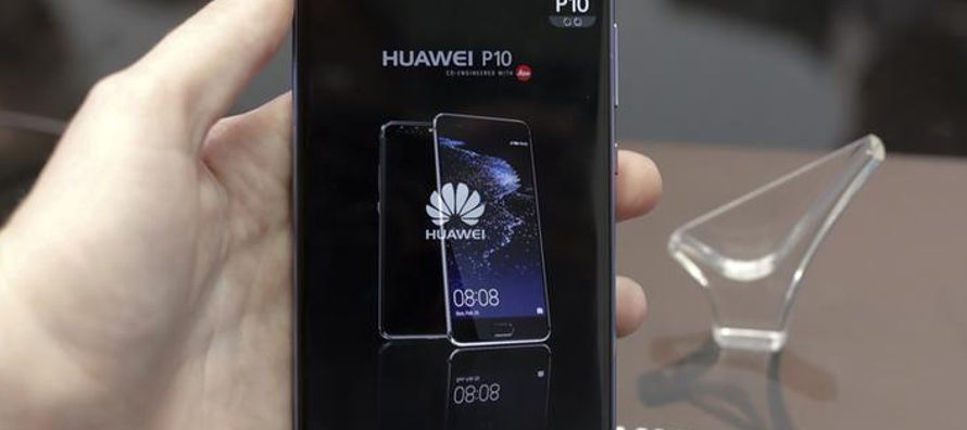 Huawei tiene previsto presentar su teléfono de gama alta Mate 10 el 16 de octubre, el cual...