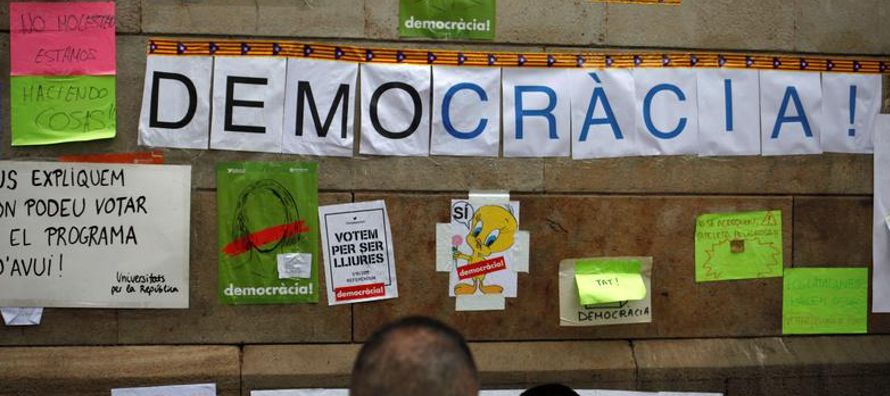 El Ejecutivo central ha intentado desmantelar el mecanismo electoral de Cataluña en las...