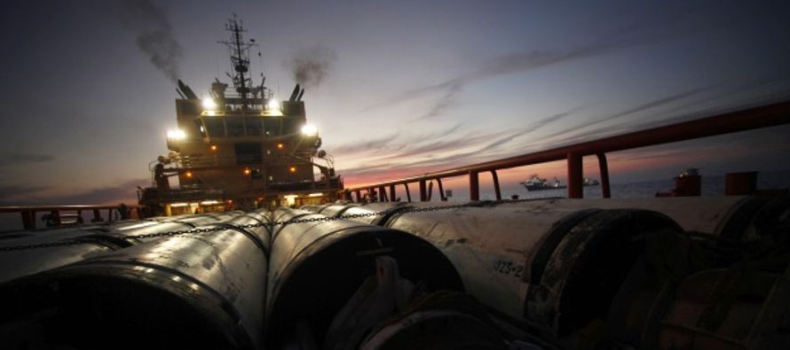 Las existencias de petróleo disminuyeron en 761,000 barriles en la semana terminada el 22 de...