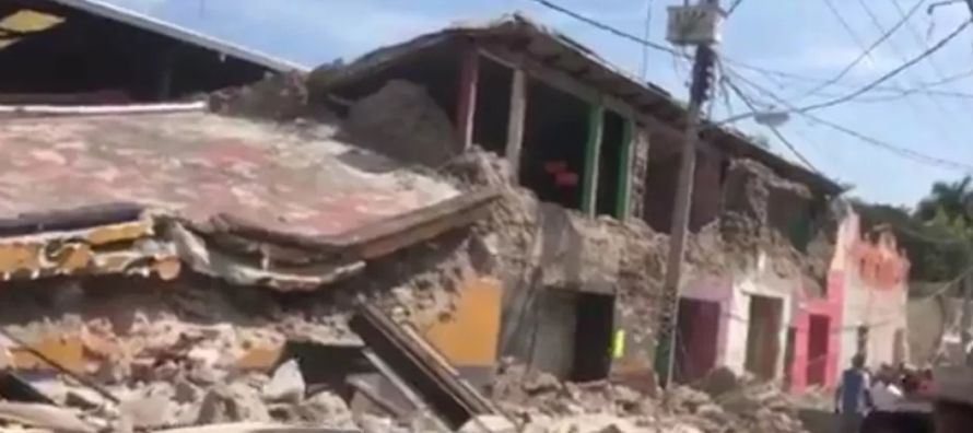El proceso de reconstrucción por el sismo, que dejó 98 muertos en Oaxaca, Chiapas y...