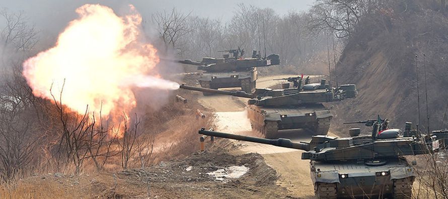 Desde entonces, en tiempos de paz, Corea del Sur mantiene el control operativo de sus Fuerzas...