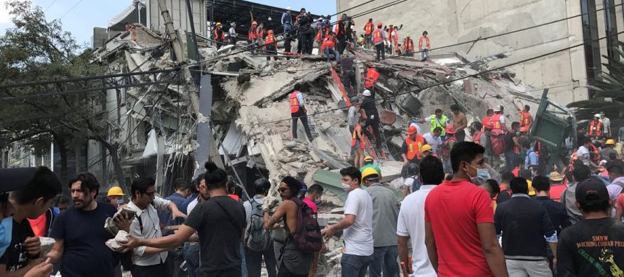 En México hay hoy miles de edificios que no cayeron cuando los sismos de septiembre, pero...