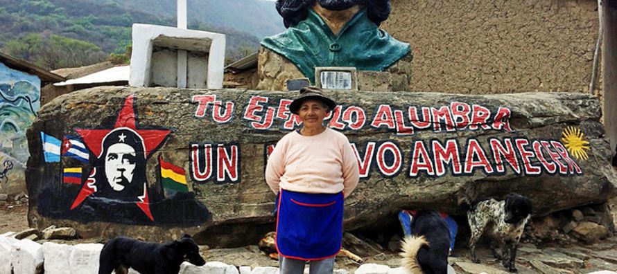 Enviado por el periódico Presencia, el más importante de la época en Bolivia,...