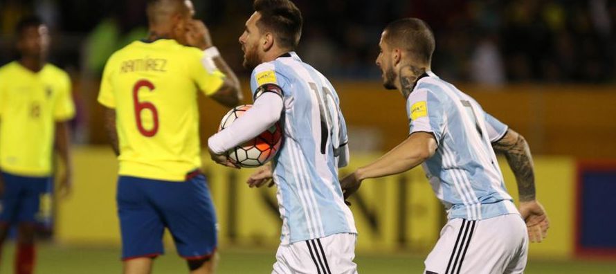 La selección de Uruguay derrotó en casa a su similar de Bolivia por 4  2, con lo...