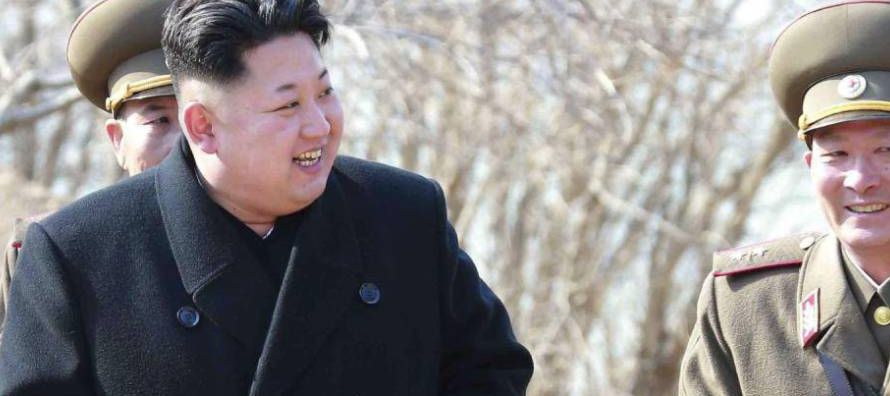 Yo-jong, hermana de padre y madre de Kim Jong-un, es, aparentemente, la persona responsable de la...