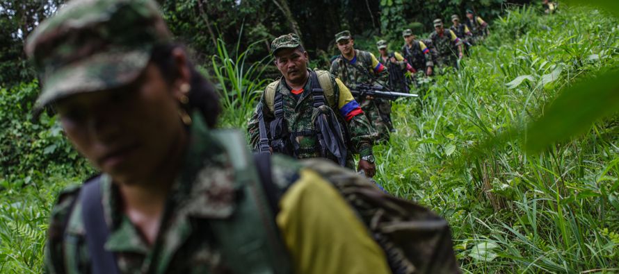 Sus problemas comenzaron con la implementación del pacto con las FARC de 2016, la guerrilla...
