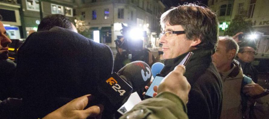 Lo anunció hoy Puigdemont en una carta publicada en varios medios titulada "Carta desde...