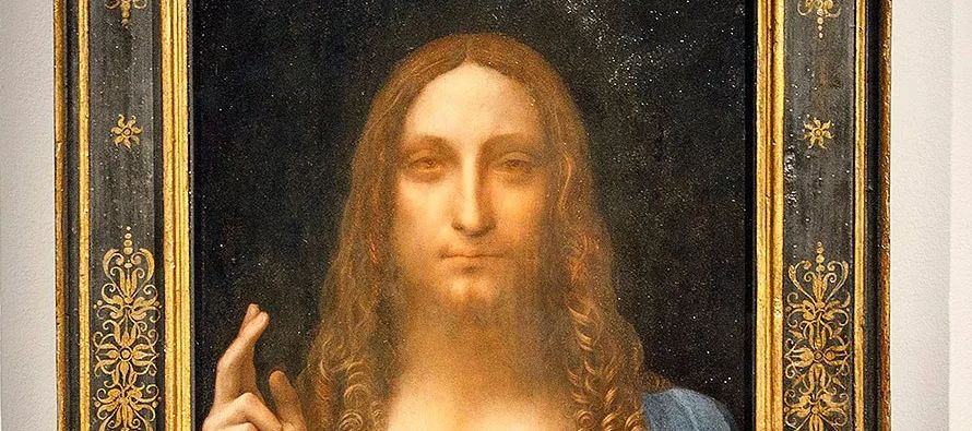 Obra de Leonardo Da Vinci, el cuadro Salvator Mundi' representa a Cristo sosteniendo con la...